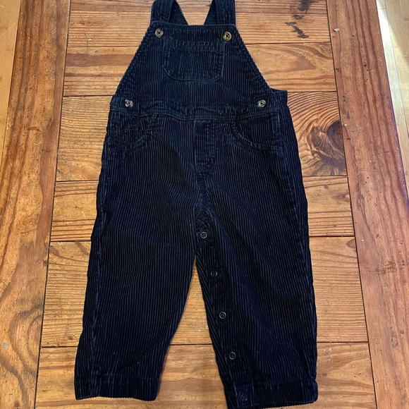 Carter’s 2pc Overall Set - Picture 3 of 14